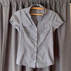 Forever 21 button up blouse